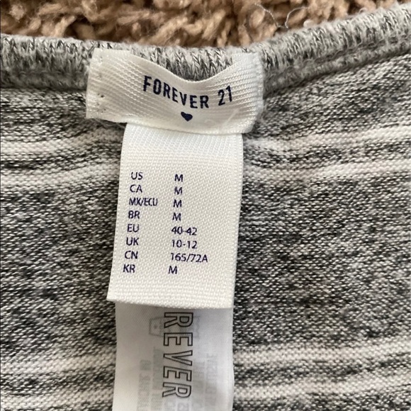 Blouse Bundle! - Picture 5 of 9